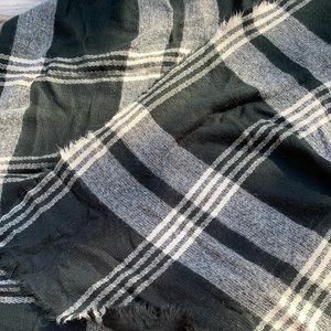 Large Plaid Scarf